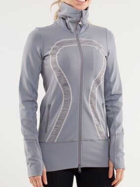 Lululemon In Stride Jacket in Fossil / Wee Are From Space Coal Fossil
